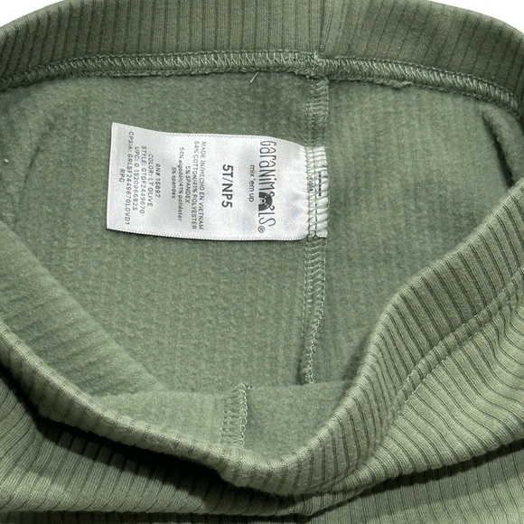 Girls Ribbed Olive Leggings Garanimals Size 5T – Soft Stretch Everyday Essential - Picture 3 of 3